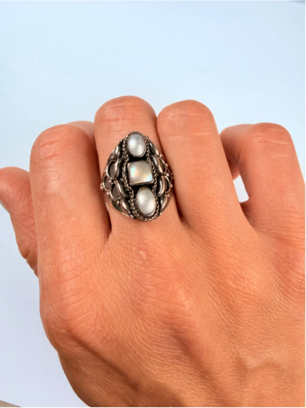 Modernist Armor Shield Ornate Freshwater Pearl 925 Sterling Silver Vintage Ring